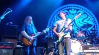 Back Door Slam&#39;s Davy Knowles jams with Warren Haynes and Gov&#39;t Mule at The Fillmore-It Hurts Me Too