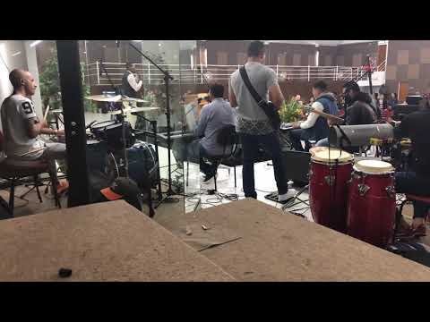 PERCUSSÃO GOSPEL Dependo de ti (cover)