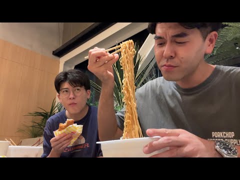 #82 カップ焼きそばとファミチキとおにぎりを食べる土佐兄弟