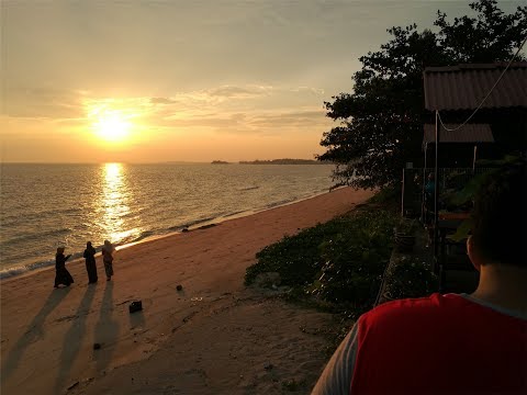 Ruqayyah Beach Resort - Pengkalan Balak, Melaka