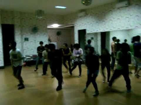 CYBORG ft XENA AURORA - MR. SIMPLE Rehearsal