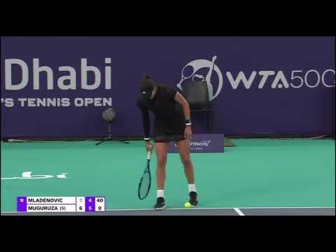 Mladenovic vs Muguruza (Mladenovic commits 5 double faults in last game of the match after being40-0