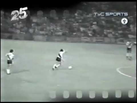 Daniel Passarella (River Plate) - 09/12/1981 - Independiente 1x1 River Plate - 1 gol