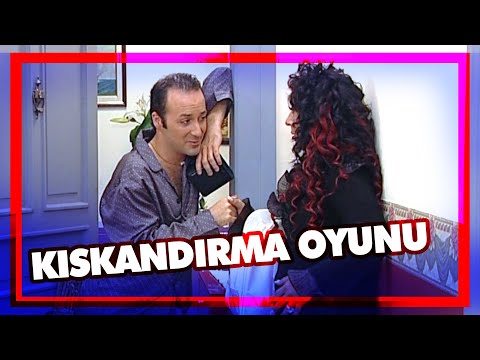 Sacit, Zeynep'i kıskandırmaya çalışıyor - Avrupa Yakası