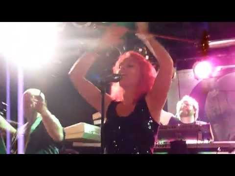 Morning - Blow (live @ Escape Veenendaal 05.06.2010) 2/3