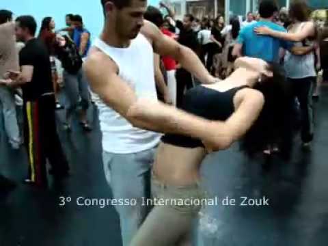 3 CIZOUB   Renato Veronezi e Mel na aula do Mafie Zouker