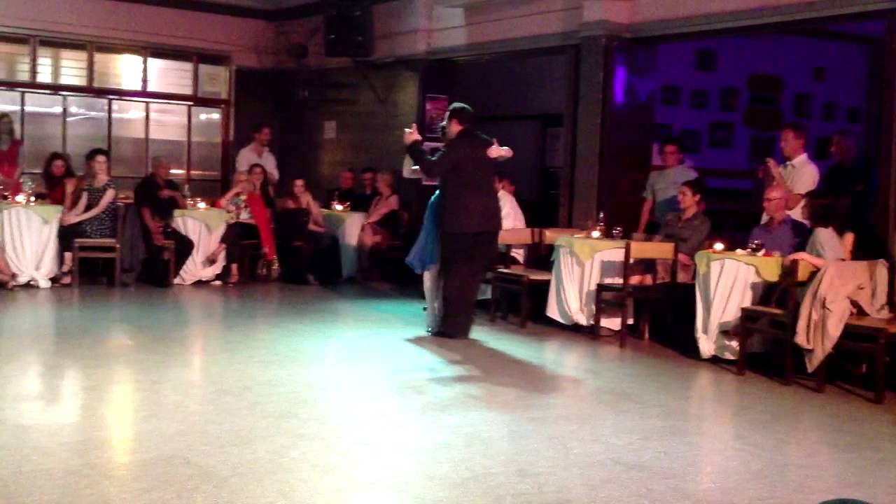 Paola Tacchetti y José Luis Ferraro."Al Pasar", Ricardo Tanturi