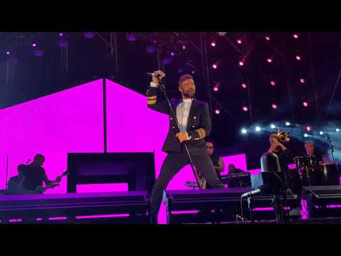 Ricky Martin concierto live en Cádiz - MARIA/LOVE YOU FOR A DAY 31.8.18 (primera fila/front row)4K