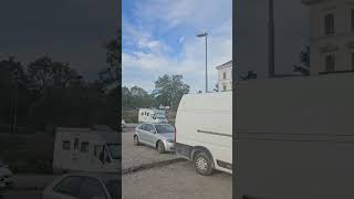 POI — wideo YouTube