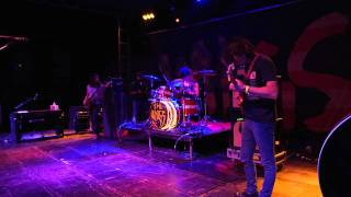 The Whigs -  stayin' alive