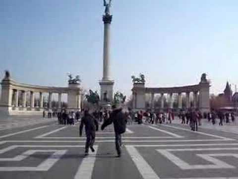 Herosquare Jumping (Budapest)
