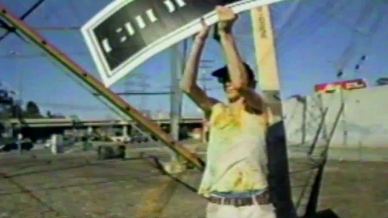 Clipping – “bout.that”