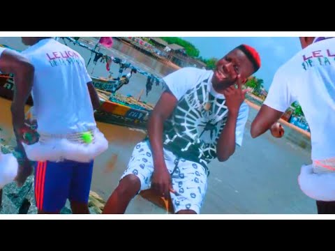 MC TOO ''Faux Amis'' clip officiel