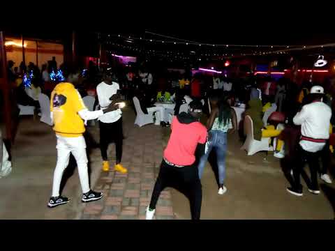 BRAVO KISS & LUL SIMON~ full live Video  Junub concert at Habibi.