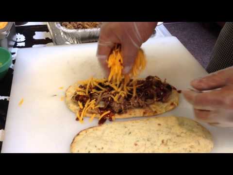 Football Food: Pulled Pork Flatbreads