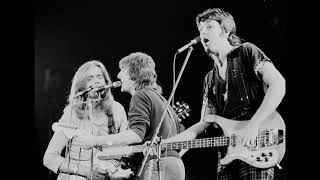 Paul McCartney &amp; Wings - Big Barn Bed (Live in Newcastle 1973)