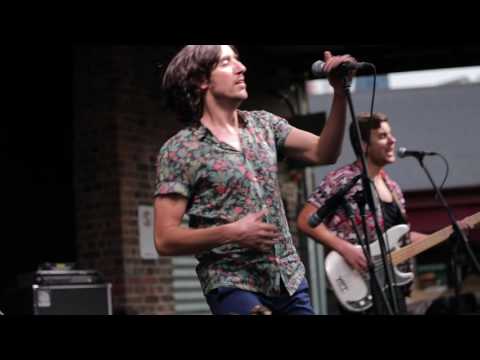 Vaudeville Smash - World In Motion (live - Queen Vic Market)