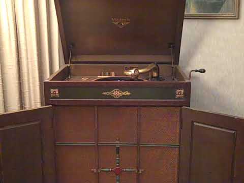 ROGER WOLFE KAHN'S HOTEL BILTMORE ORCH. - LUCKY BOY - ROARING 20'S VICTROLA 8-9