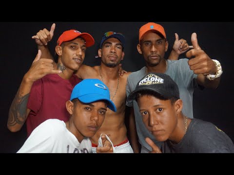 MC Jv do Santa | MC Kdez | MC Jhou da Leste | MC MT | Mnr MC - Studio Favela Chic (Medley)