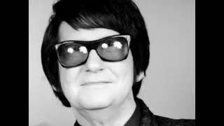 Roy Orbison: The Comedians (Lyrics)