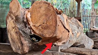 branched trunks that are troublesome when sawing at the sawmill