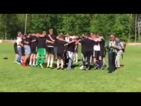SG Germania Klein-Krotzenburg - Kreis nach dem Derbysieg bei der Spvgg. Seligenstadt