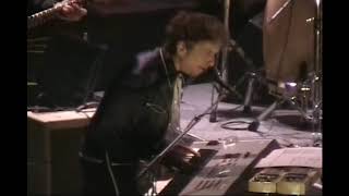 Bob Dylan, Summer Days, (and band introduction), 13th August 2003, New York