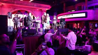 Tony Vega Ft. Nikki Alva - Aparentemente (Live - Nashville)