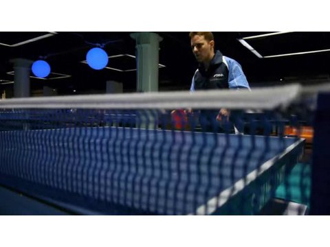 卓球のフォアハンドドロップショットをする｜卓球 (Do a Table Tennis Forehand Drop Shot | Ping Pong)