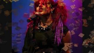 Allison Iraheta - Scars