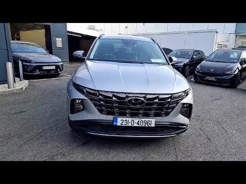 Hyundai Tucson 2WD Executive Plus**Call John 08619 - Image 2