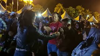 Download lagu Memikat Cahaya-MELISSA 1oct 2022 Pantai Balok Kuantan. mp3