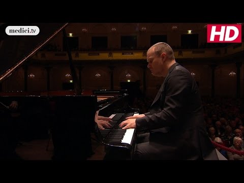Lars Vogt - Piano Concerto No.1 - Beethoven