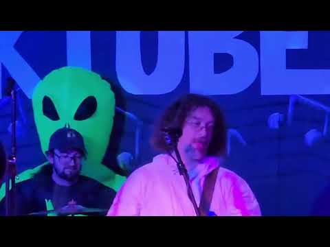 “I’m Afraid Of Americans” - Eight Armed Killer (David Bowie cover)