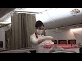 Kesibukan Pramugari Cantik Batik Air Saat Matahari Terbit