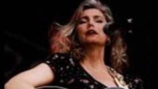 Emmylou Harris - Woman Walk The Line