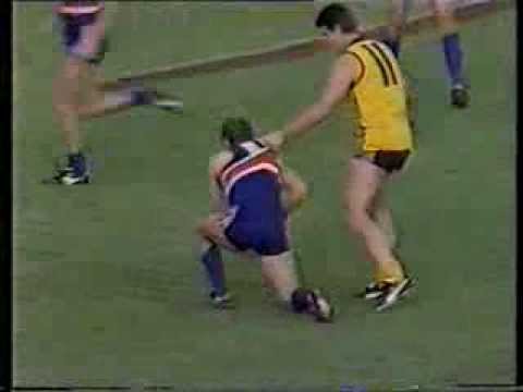 Hawthorn v Footscray round 5 - 1991 AFL thriller. Closing minutes