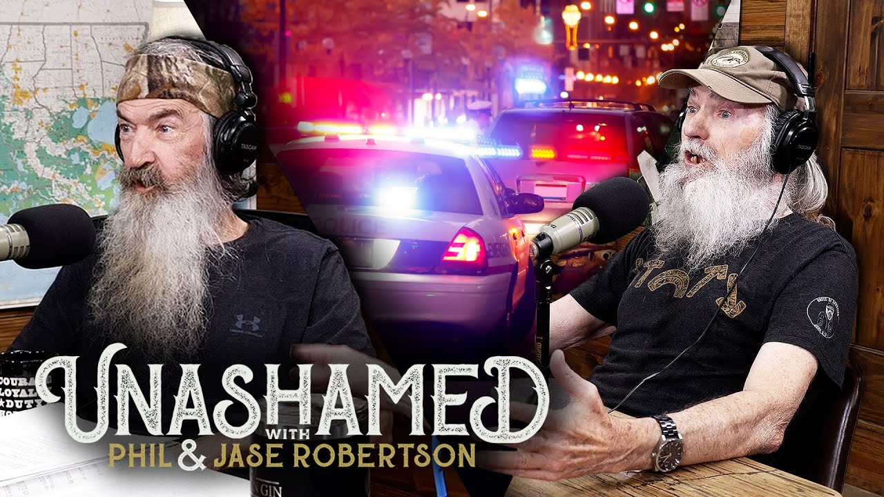 Ep 710 | Uncle Si & Phil Had a Run-In with the SAME State Police Officer in the SAME Night!