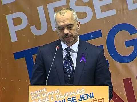 LUFTE DHUNES NDAJ GRAVE PSIKOLOGET KERKOJNE QE FUSHATAT TE NISIN ME FEMIJET LAJM