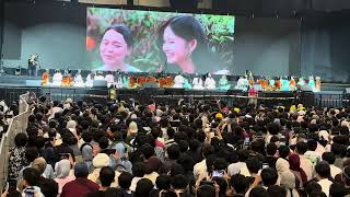 Download lagu Full Reaction Member JKT48 at MV Ayo Senyumlah JKT48 & AKB48 Meet & Greet Ayo Senyumlah 2026 mp3