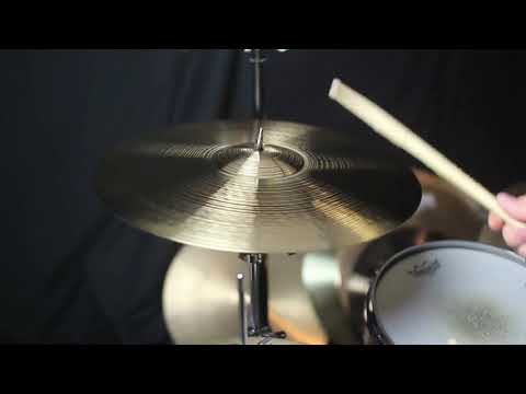 Paiste 17" Signature Full Crash - 1230g