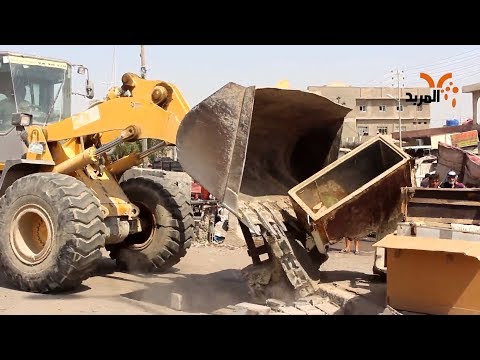 شاهد بالفيديو.. ازالة كرفان مفرزة مرور القرنة والتجاوزات المجاورة ومساعي لانشاء بسطات نموذجية #المربد