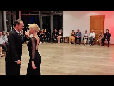 Patricia y Matteo dancing "Amarras" (Tanturi-Castillo) at Jagstmuehle tangoweek 203