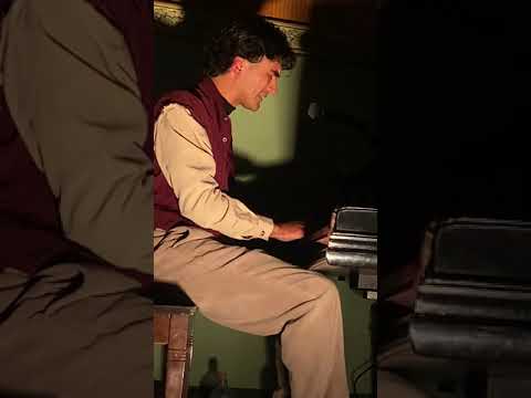 Paulo León ft. Emma Safrainski - Todo se va a otra parte (31.08.24)