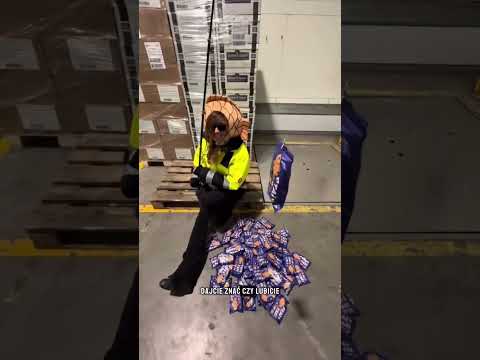 Tak TAIYAKI SOTI trafiły do Polski! Próbowaliście już? #nowość #żabka #soti #test #foodtest