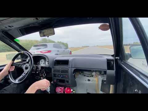 Citroën AX GTI vs M4RS Trophy