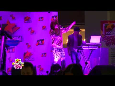 Crush + Alexandra Ungureanu - Iubire de o vara LIVE @ ProFM SuperGirl