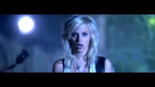 Music video thumbnail preview for Haloo Helsinki - Mua ei oo (Official Video) by Haloo Helsinki!