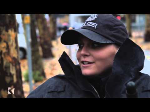 Aufrödeln fürs Stadion - Beim Polizeieinsatz VfB - Hannover 96 | Klub Konkret | EinsPlus