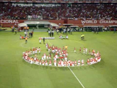 LIBERTADORES - INTERNACIONAL 2 X 1 Emelec - 04.wmv